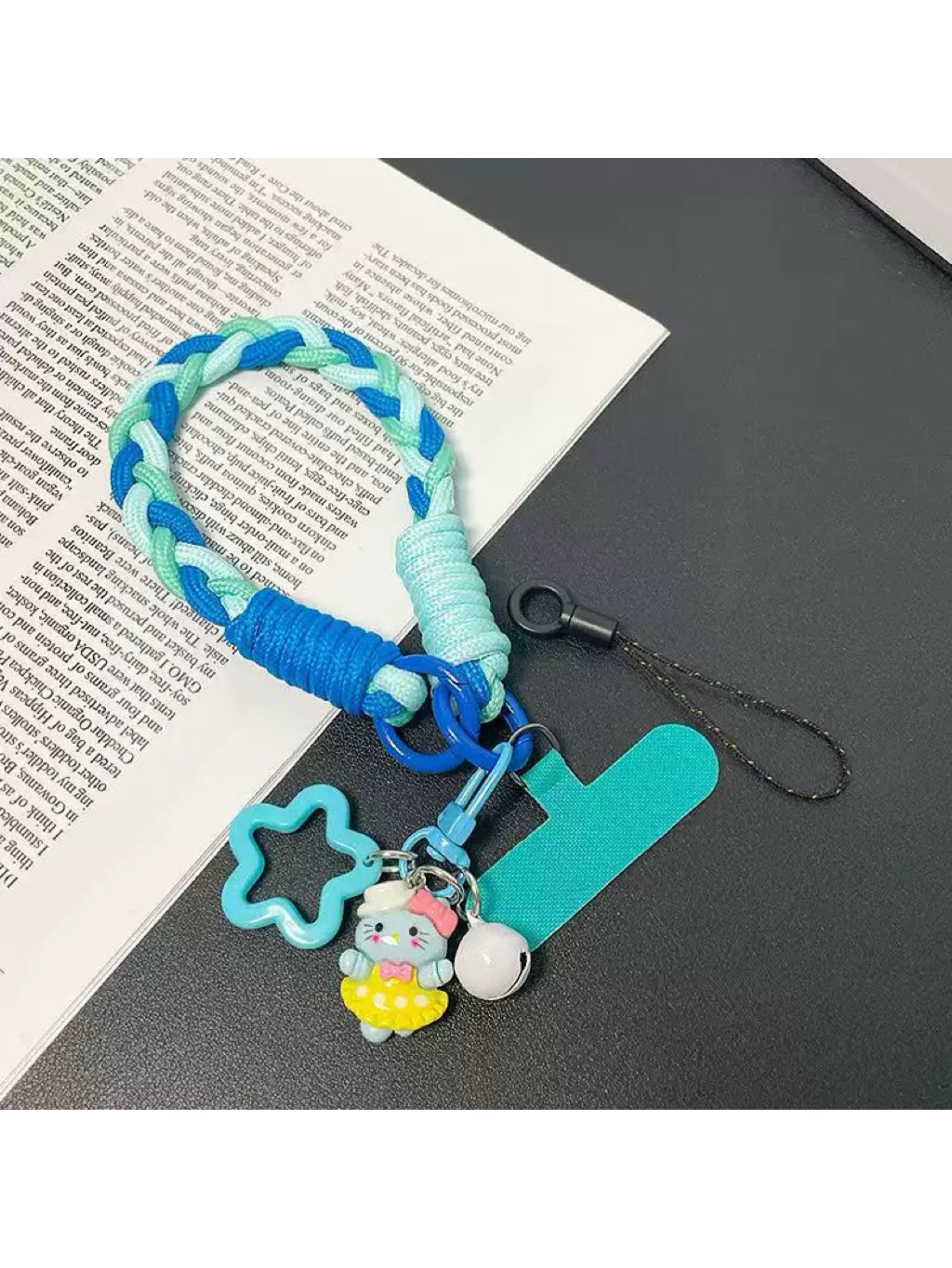 Hand-knitted DIY Phone Lanyard Two-tone Braided Cord Short Universal Clip Anti-drop And Anti-loss Phone Chain.