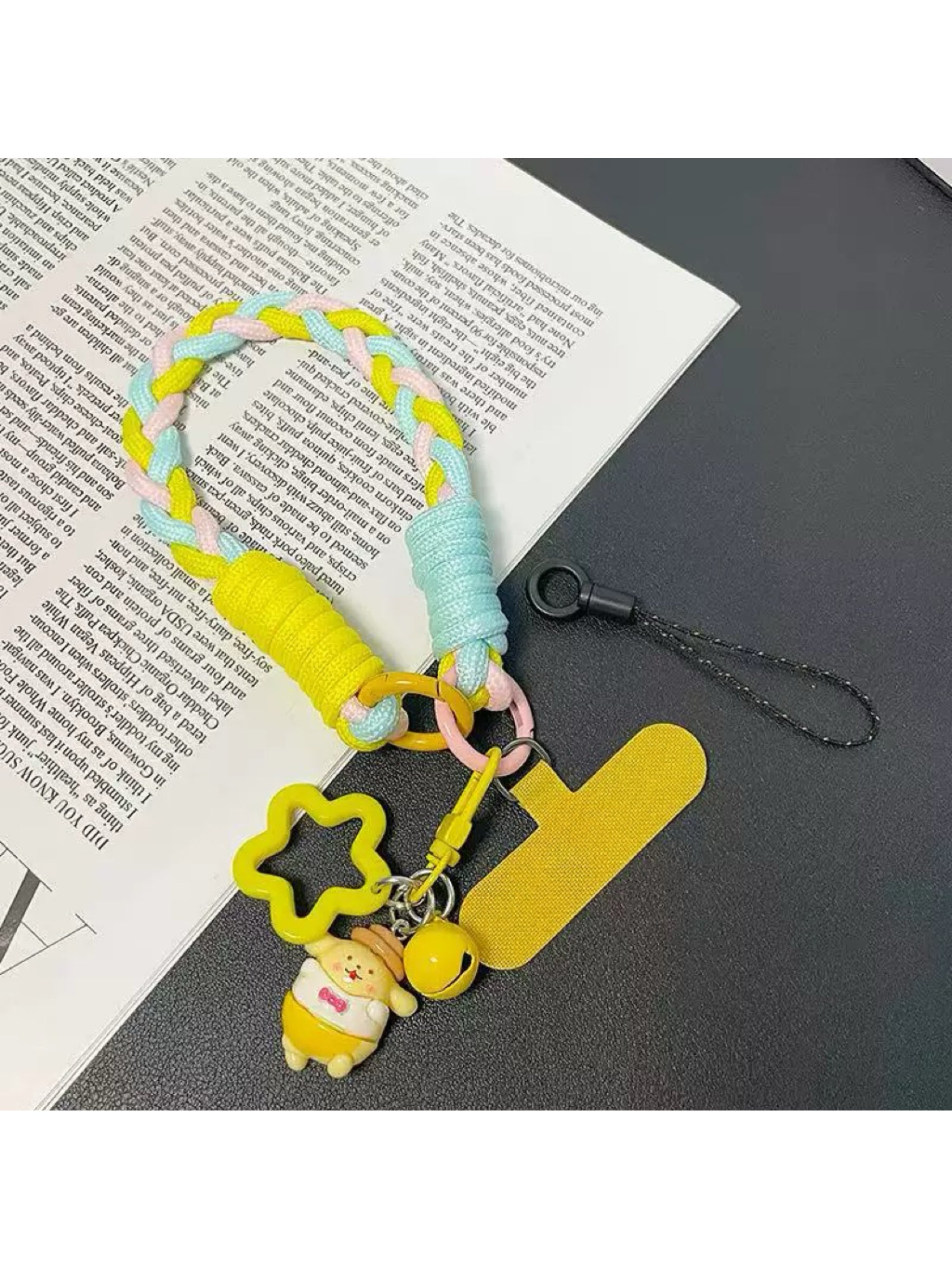 Hand-knitted DIY Phone Lanyard Two-tone Braided Cord Short Universal Clip Anti-drop And Anti-loss Phone Chain.