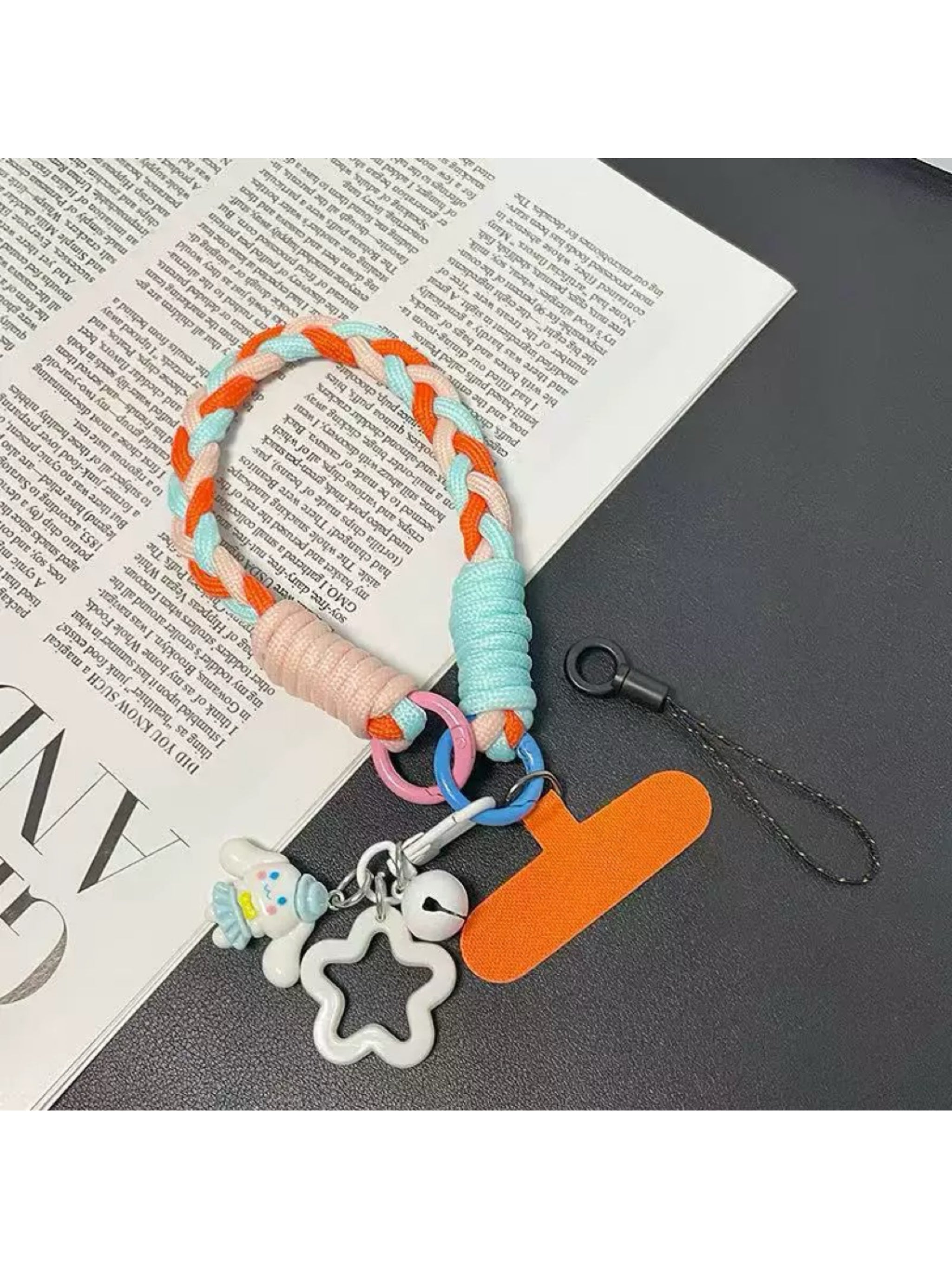 Hand-knitted DIY Phone Lanyard Two-tone Braided Cord Short Universal Clip Anti-drop And Anti-loss Phone Chain.